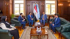 محافظ الإسكندرية يبحث مع سفير ماليزيا فرص الاستثمار-صور