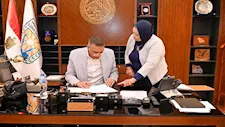 نسب نجاح قياسية.. محافظ جنوب سيناء يعتمد نتيجة الدور الثاني للإعدادية