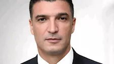 وزير الصناعة يتفقد مشروعات التعدين في أبو زنيمة بجنوب سيناء