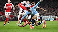 كل ماتريد معرفته عن مباراة آرسنال و مانشستر سيتي في كأس الدرع الخيرية والقناة