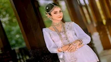 تصرف غريب لمشاركة في مسابقة ملكة جمال .. وغرامة مالية بسبب ما فعلته 