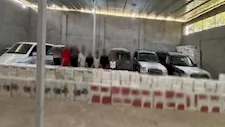 مأمورية مشتركة توقع عصابة لبيع السجائر المهربة في كرداسة 