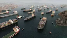 بيانات: تباطؤ حركة الشحن عبر هرمز عقب هجمات على ناقلات النفط