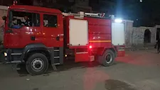 الدفع بـ5 سيارات إطفاء للسيطرة على حريق نشب في 3 محلات بـ قنا