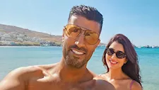  ياسمين صبري أنيقة وصبا مبارك بفستان أحمر جريء.. لقطات نجوم الفن خلال 24