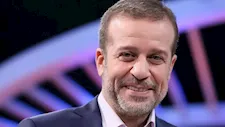 شريف منير يستعد لحفله في مهرجان القلعة الليلة.. ويكشف التفاصيل