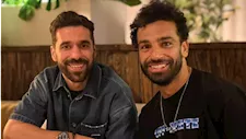 لماذا يتواجد عبدالله السعيد مع صلاح ويغيب عن معسكر الزمالك؟