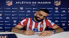 أتليتكو مدريد يقتحم سباق التعاقد مع محمد صلاح بقوة.. ما القصة؟
