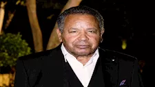 بعد رحلة عطاء طويلة.. وفاة الدكتور حامد مكي نقيب أطباء أسوان