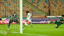تفوق أبيض ولاعب أهلاوي الهداف.. تاريخ مواجهات الزمالك والبنك الأهلي 