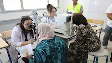 بمشاركة 13 مؤسسة.. قافلة التحالف الوطني تقدم خدماتها لـ40 ألف مواطن بالمنيا - صور