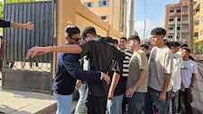بدء تفتيش طلاب الثانوية العامة قبل دخول امتحان اللغة العربية للدور الثاني