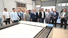 وزير الصناعة يتفقد مدينة دمياط للأثاث للوقوف على موقفها التنفيذي