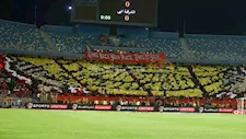 لافتة الدرع وموقف لاعب البترولي.. أبرز لقطات مباراة الأهلي والشرقية إنبي