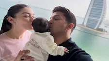 ليلى أحمد زاهر وهشام جمال يستقبلان طفلتهما الأولى ويطلقان عليها هذا الاسم