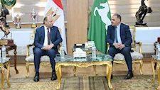 الغاز أولاً ثم الرصف.. محافظ الشرقية يُشدد على إنهاء مشروعات منطقة الصيادين بالزقازيق