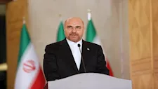 "لا أحد يُصدق تهديداتكم".. قاليباف يتحدى أمريكا ويُهاجم عقوباتها ضد إيران