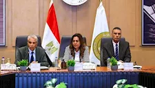وزيرة التنمية المحلية والبيئة تبحث تطوير البلوهول بمحمية أبوجالوم في دهب