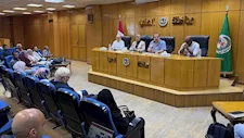  نائب وزير الصحة يوجه بصرف مكافأة أسبوعين لفرق طبية فى المنيا  