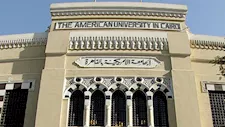 "تجارة الأحلام".. الجامعة الأمريكية تطلق كتابًا عن قرن من الإعلانات
