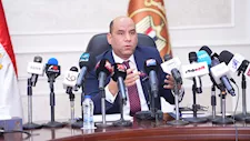 وزير العمل: جائحة كورونا نقطة تحول في انتشار العمل عن بُعد