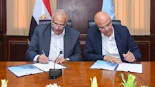 محافظ الإسكندرية يوقع بروتوكولًا لتطوير امتداد شارع فؤاد التاريخي -صور