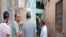  11 صورة ترصد انهيار عقار روض الفرج بسبب الزلزال