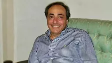 "عملية جراحية ونزيف".. أكرم السعدني يكشف تفاصيل الساعات الأخيرة في حياة
