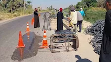 بالصور- تحرك عاجل لإصلاح انهيار بالطريق الغربي السريع بإسنا في الأقصر
