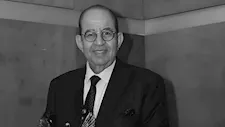 "وداعا يا صاحبي".. إسعاد يونس تنعى محمد التاجي بهذه الكلمات
