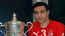 "فراقه كسرني والخطيب وزملائه ما سابونيش".. والدة محمد عبدالوهاب تفتح قلبها في ذكرى رحيله الـ20
