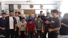 صور.. مدرسة فاقوس الرسمية للغات تحتفي بأوائل الثانوية العامة