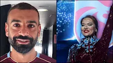 "أتى للبطولة".. هكذا تفاعلت نجمة البوب التركي ديميت أكالين مع صفقة محمد