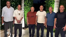 بحضور أبو ريدة والدرندلي.. جلسة حاسمة لتجديد عقد الجهاز الفني لمنتخب مصر
