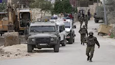 فلسطين: مخيم قلنديا يشهد إصابات واعتقال مواطنة خلال اقتحام الاحتلال الإسرائيلي