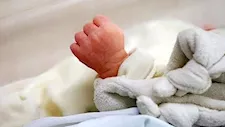 وسط الزراعات.. لغز العثور على جثمان رضيع في الأقصر
