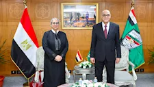 رئيسة "القومي للمرأة" تهنئ رئيس هيئة قضايا الدولة بتوليه منصبه الجديد