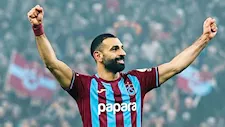 بالفيديو.. حشود جماهيرية ضخمة في بابارا بارك استعدادًا لحفل تقديم محمد صلاح