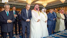 بعد توقيع اتفاقية مكة.. قادة السعودية وتركيا وباكستان يؤدون صلاة الجمعة بالمسجد الحرام 