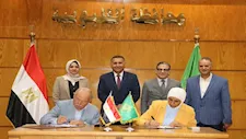  محافظ القليوبية يشهد توقيع عقد استغلال مكتبة المنار ببنها