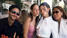 بصحبة أحمد مالك وإنجي كيوان.. تارا عماد تخطف الأنظار بإطلالة أنيقة