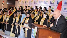 بينهم معلمين بالمعاش من 20 عاماً.. تكريم 282 من رواد التعليم وأوائل الشهادات