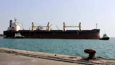 الحوثيون يسيطرون على كامل ساحل البحر الأحمر في اليمن