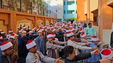 الزي الأزهري يلفت الأنظار.. مشاهد من أول أيام الدراسة بمعاهد سوهاج- فيديو وصور 