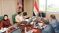 وزير الكهرباء يتابع خطة التحرير التدريجي لسوق الكهرباء مع "نكسوس أنالاتيكا"