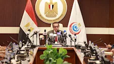 الصحة تعلن توطين صناعة 9 مستحضرات لعلاج الأورام وأمراض الدم