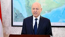 رئيس مجلس القيادة اليمني: الدولة وقواتها المسلحة قادرتان على استعادة زمام المبادرة في الساحل الغربي