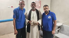 أمانة طاقم إسعاف بأسيوط.. إعادة 180 ألف جنيه لمصاب بحادث في منفلوط