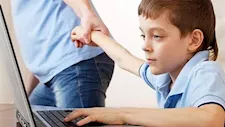 قرار عاجل لحماية الأطفال من مخاطر منصات التواصل - تفاصيل