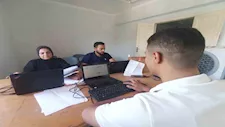 فحص 1050 مواطنًا وصرف العلاج مجانًا في قافلة طبية ببني سويف -صور 